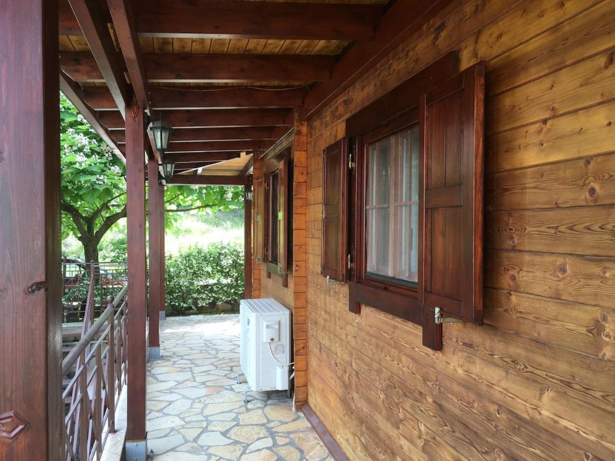 Wooden House In Ioannina Apartman Kültér fotó