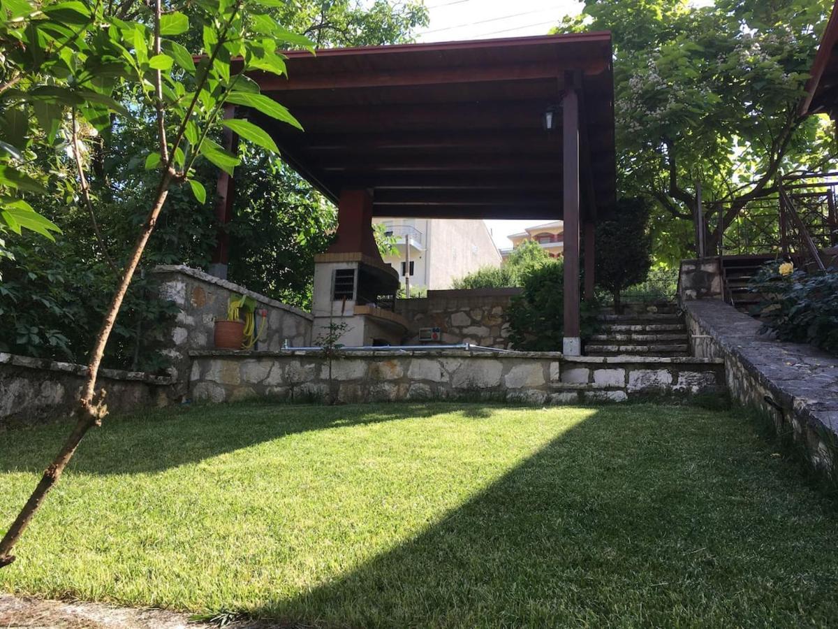 Wooden House In Ioannina Apartman Kültér fotó